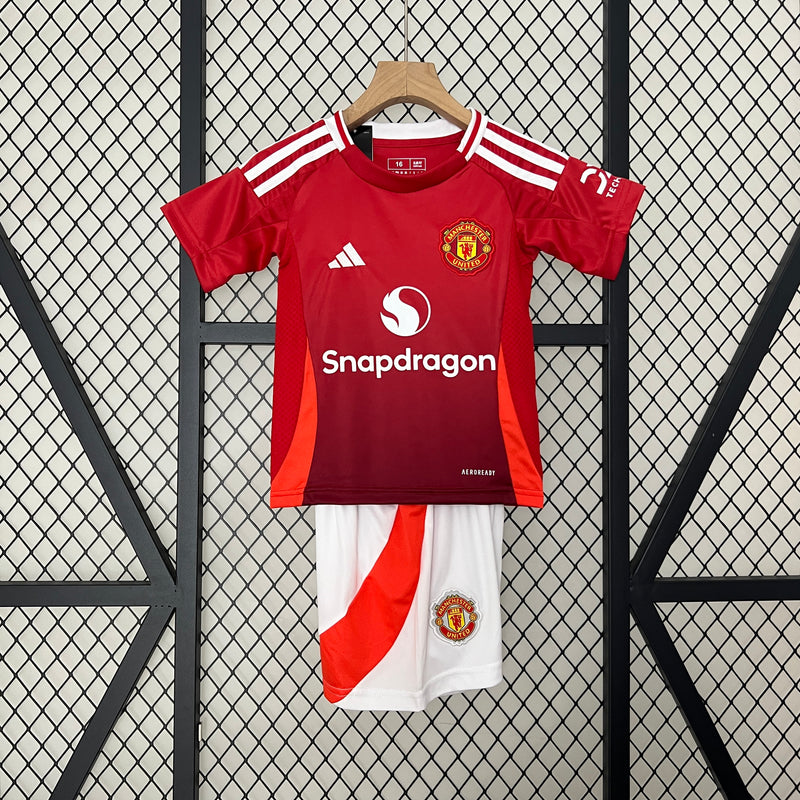 Conjunto Manchester United 24/25