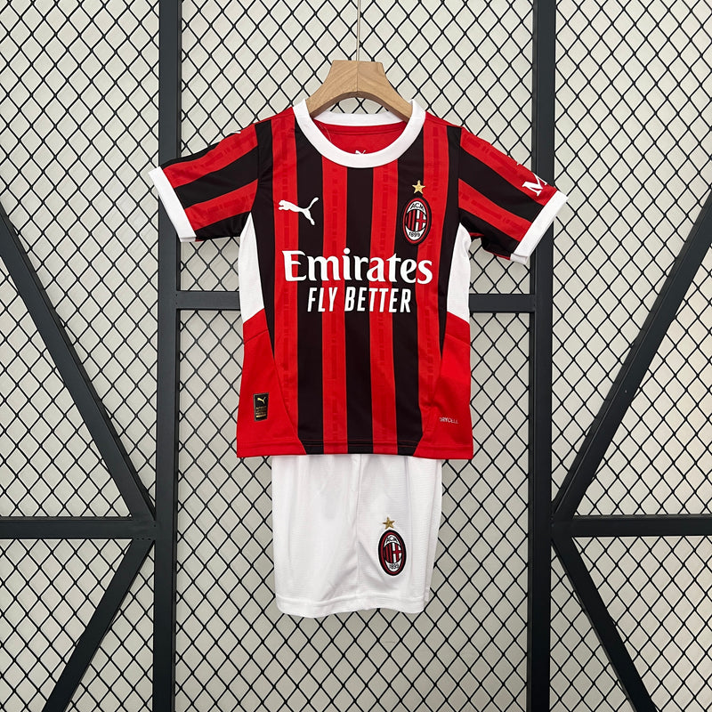Conjunto A.C Milan 24/25